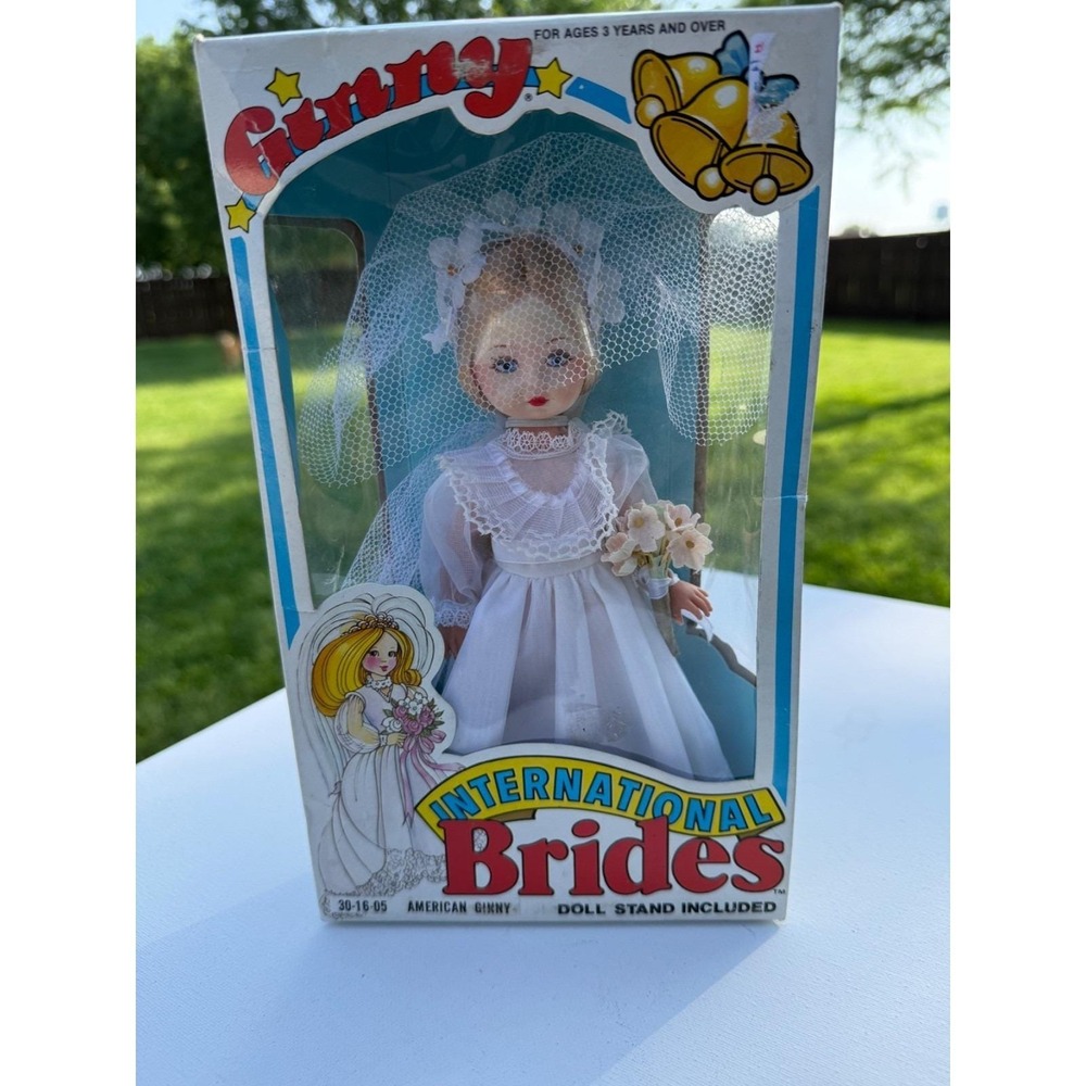 Vintage Vogue American Ginny Doll /1982 International Brides Series / 8 in